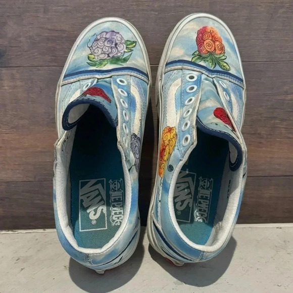 Vans Men x One Piece Old Skool Devil Fruit True Blue size 4 men’s 6 Women’s - Picture 10 of 11